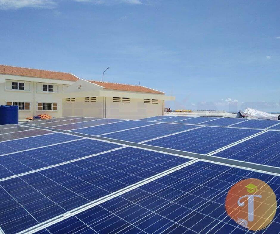 Lắp điện mặt trời áp mái tại Đà Nẵng - Vũ Phong